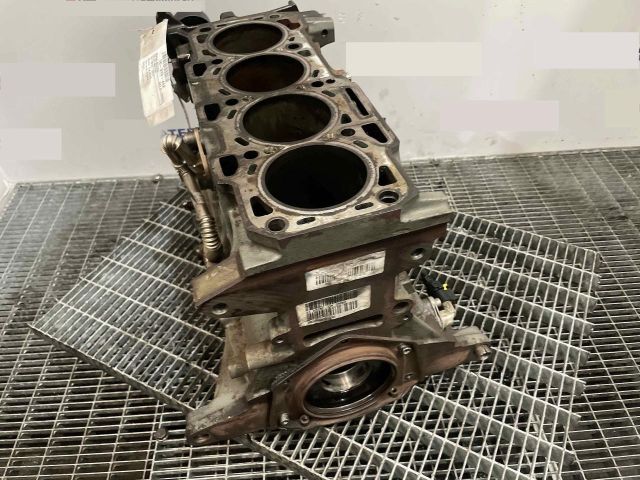 bontott SUZUKI SX4 S-Cross Motorblokk (Fűzött)