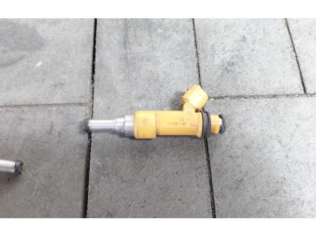 bontott SUZUKI SX4 S-Cross Porlasztó (1 db)