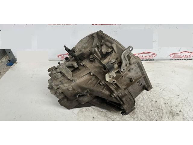 bontott SUZUKI SX4 S-Cross Váltó (Mechanikus)