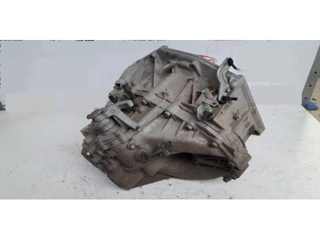 bontott SUZUKI SX4 S-Cross Váltó (Mechanikus)