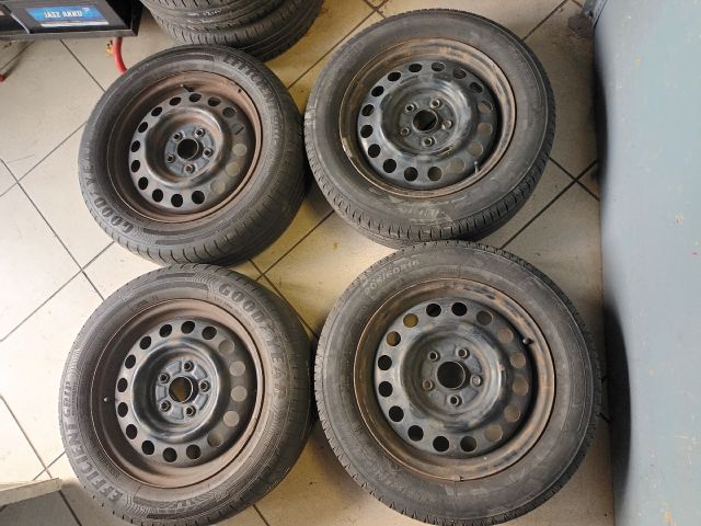 bontott SUZUKI SX4 S-Cross Acélfelni Szett