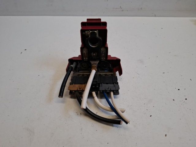 bontott SUZUKI SX4 S-Cross Akkumulátor Vezérlő Panel