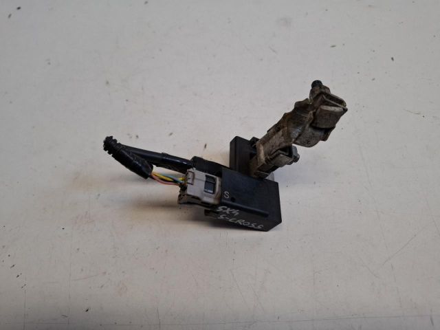 bontott SUZUKI SX4 S-Cross Akkumulátor Vezérlő Panel