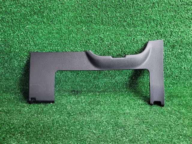 bontott SUZUKI SX4 S-Cross Alsó Műszerfal Burkolat