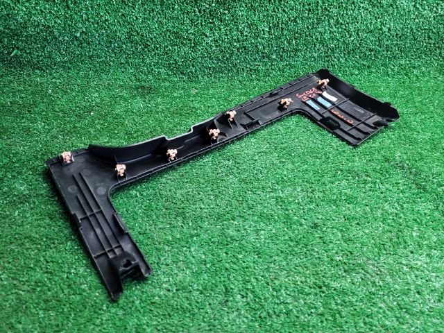 bontott SUZUKI SX4 S-Cross Alsó Műszerfal Burkolat