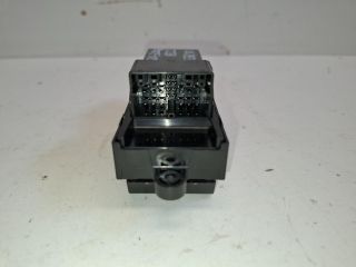 bontott SUZUKI SX4 S-Cross Bal első Ablakemelő Kapcsoló