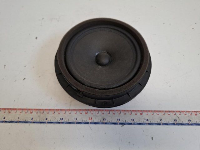 bontott SUZUKI SX4 S-Cross Bal első Hangszóró