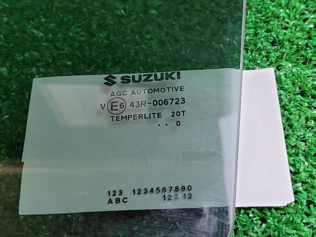 bontott SUZUKI SX4 S-Cross Bal hátsó Ablak