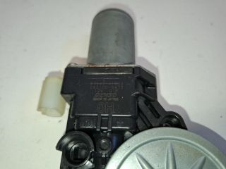 bontott SUZUKI SX4 S-Cross Bal hátsó Ablakemelő Motor