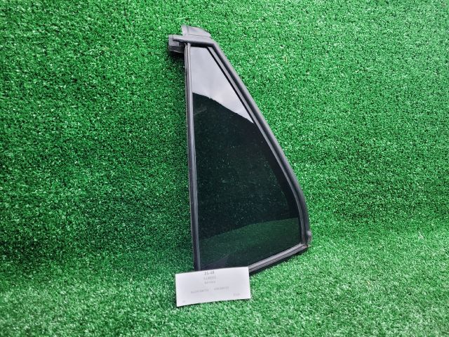 bontott SUZUKI SX4 S-Cross Bal hátsó Fixüveg (Ajtóban)