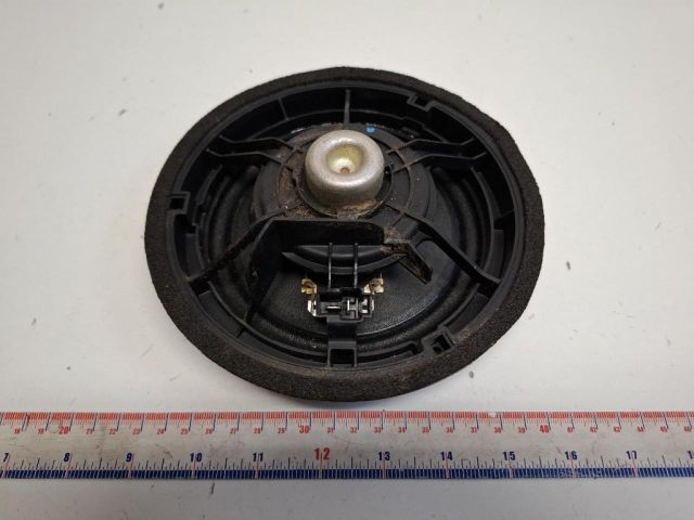 bontott SUZUKI SX4 S-Cross Bal hátsó Hangszóró