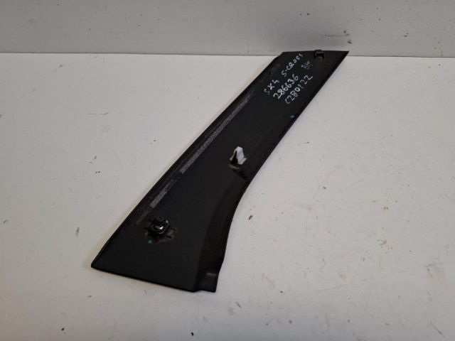 bontott SUZUKI SX4 S-Cross Bal hátsó Hátsó Ajtókeret Burkolat