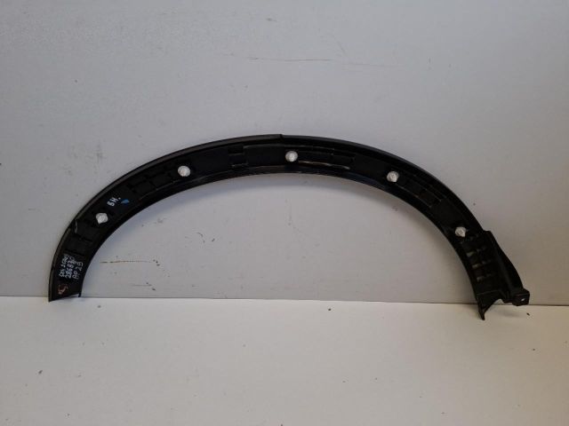 bontott SUZUKI SX4 S-Cross Bal hátsó Sárvédő Szélesítő