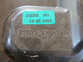 bontott SUZUKI SX4 S-Cross Bal Hűtő Légterelő