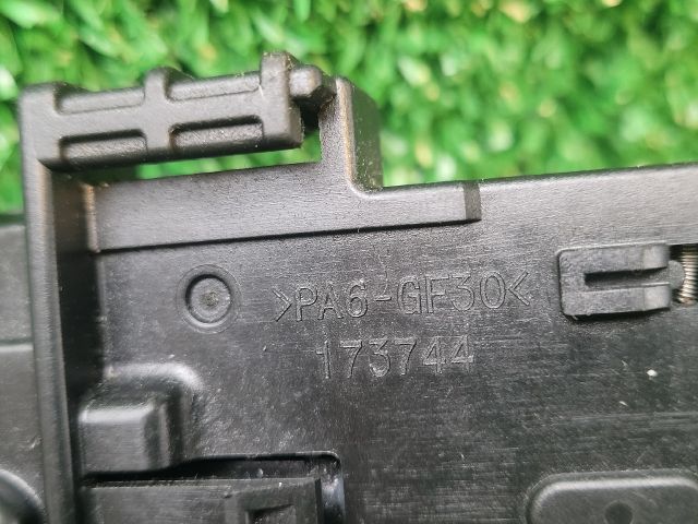 bontott SUZUKI SX4 S-Cross Bal Kormánykapcsoló Irányjelző