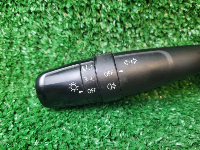 bontott SUZUKI SX4 S-Cross Bal Kormánykapcsoló Irányjelző