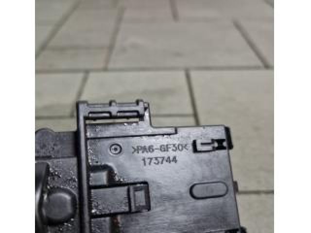 bontott SUZUKI SX4 S-Cross Bal Kormánykapcsoló Irányjelző