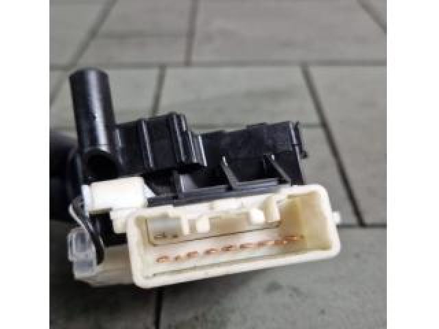 bontott SUZUKI SX4 S-Cross Bal Kormánykapcsoló Irányjelző