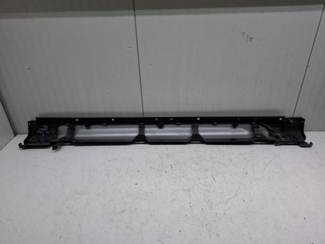 bontott SUZUKI SX4 S-Cross Bal Küszöb Légterelő