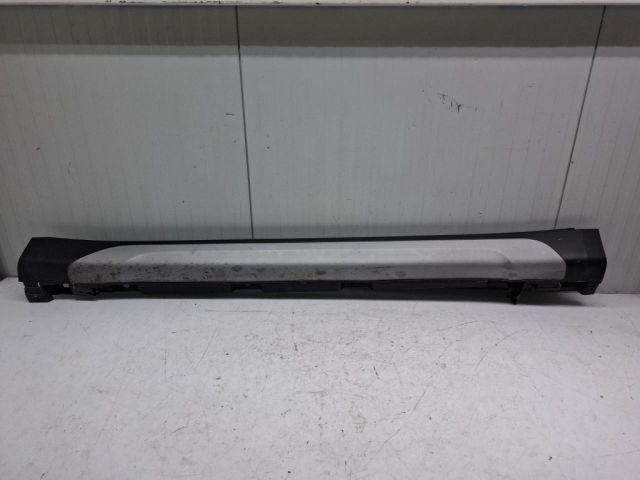 bontott SUZUKI SX4 S-Cross Bal Küszöb Légterelő