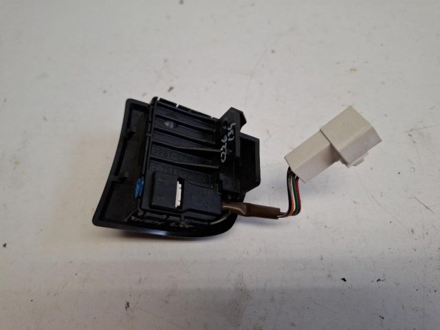 bontott SUZUKI SX4 S-Cross Bal Multikormány Kapcsoló