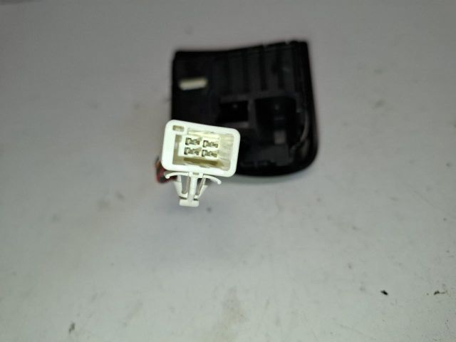 bontott SUZUKI SX4 S-Cross Bal Multikormány Kapcsoló