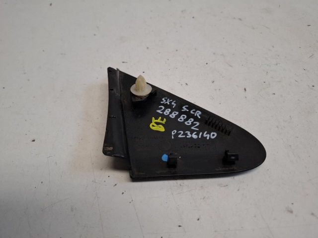 bontott SUZUKI SX4 S-Cross Bal Visszapillantó Tükör Előtti Burkolat