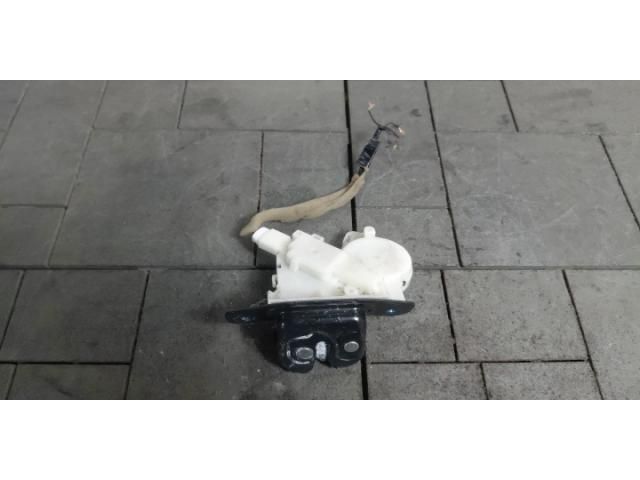 bontott SUZUKI SX4 S-Cross Csomagtérajtó Zárszerkezet