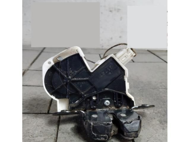 bontott SUZUKI SX4 S-Cross Csomagtérajtó Zárszerkezet