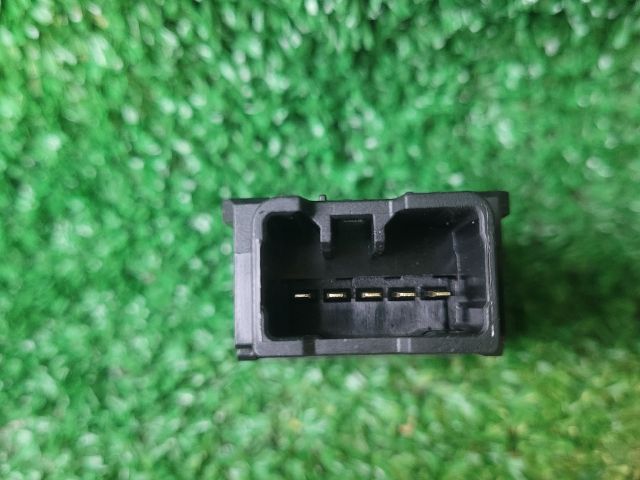 bontott SUZUKI SX4 S-Cross Első Ködfényszóró Kapcsoló