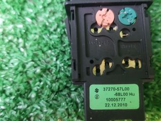 bontott SUZUKI SX4 S-Cross Első Ködfényszóró Kapcsoló