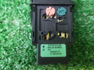 bontott SUZUKI SX4 S-Cross Első Ködfényszóró Kapcsoló