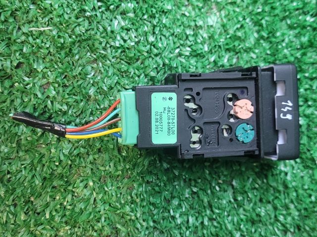 bontott SUZUKI SX4 S-Cross Első Ködfényszóró Kapcsoló