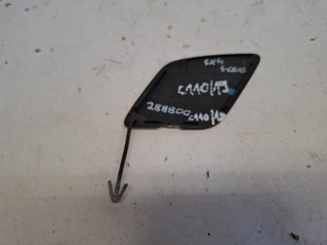 bontott SUZUKI SX4 S-Cross Első Vonószem Burkolat