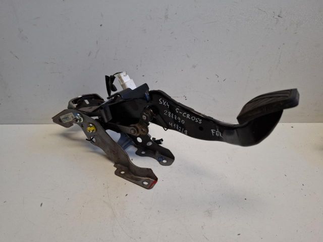 bontott SUZUKI SX4 S-Cross Fékpedál