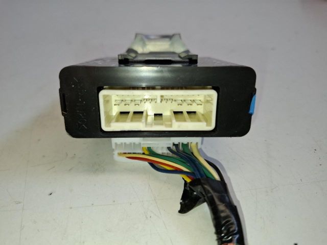 bontott SUZUKI SX4 S-Cross Fényszóró Elektronika