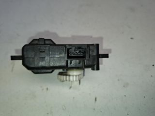 bontott SUZUKI SX4 S-Cross Fűtés Állító Motor