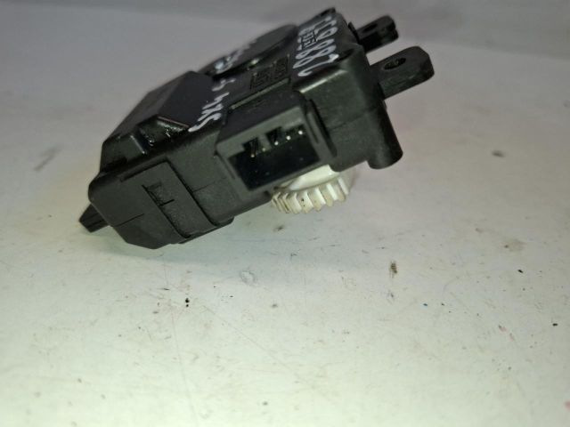 bontott SUZUKI SX4 S-Cross Fűtés Állító Motor