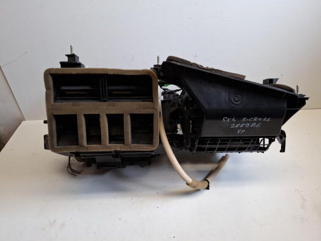 bontott SUZUKI SX4 S-Cross Fűtés Box