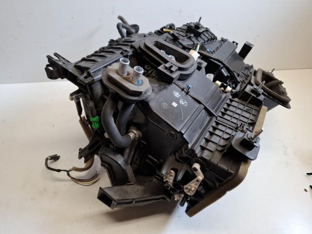 bontott SUZUKI SX4 S-Cross Fűtés Box