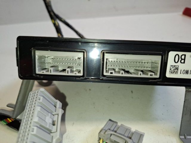 bontott SUZUKI SX4 S-Cross Fűtéskapcsoló