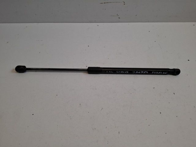 bontott SUZUKI SX4 S-Cross Gázrugós Kitámasztó Teleszkóp Csomagtérajtó Bal