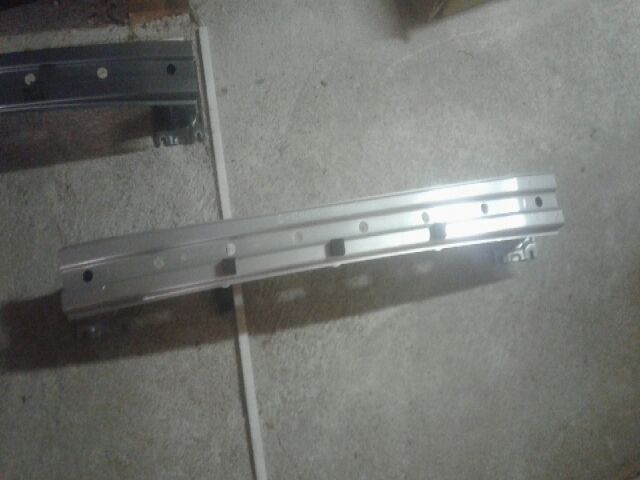 bontott SUZUKI SX4 S-Cross Hátsó Lökhárító Merevítő (Fém)