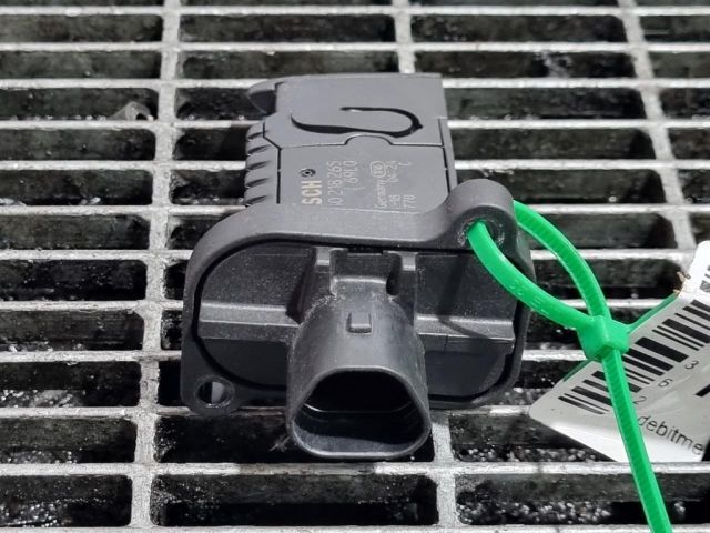 bontott SUZUKI SX4 S-Cross II Légtömegmérő