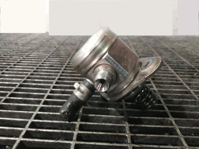 bontott SUZUKI SX4 S-Cross II Nagynyomású Szivattyú