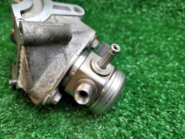 bontott SUZUKI SX4 S-Cross II Nagynyomású Szivattyú