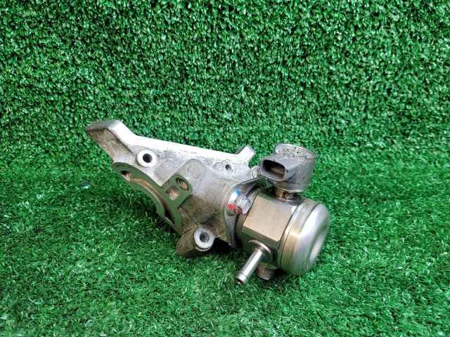 bontott SUZUKI SX4 S-Cross II Nagynyomású Szivattyú