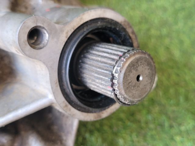 bontott SUZUKI SX4 S-Cross II Osztómű