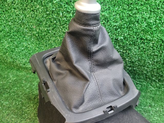 bontott SUZUKI SX4 S-Cross II Váltó Kulissza