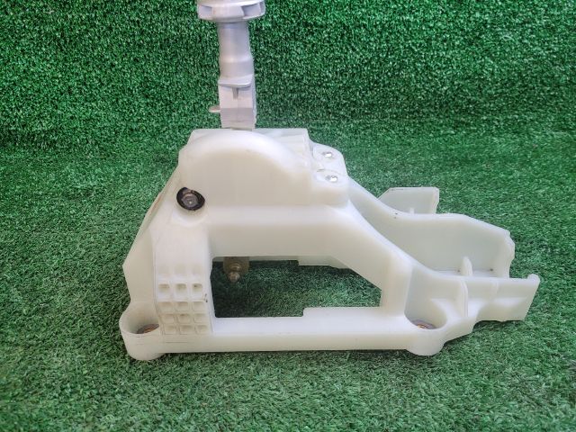 bontott SUZUKI SX4 S-Cross II Váltó Kulissza